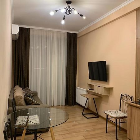 Melikishvili Str. Apartment Тбилиси Экстерьер фото