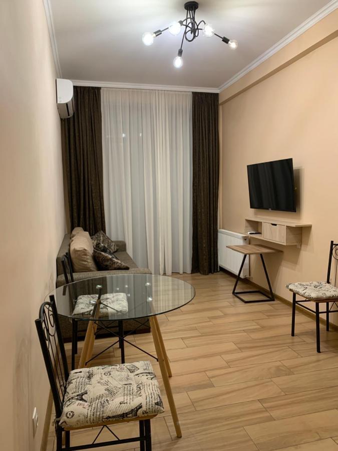 Melikishvili Str. Apartment Тбилиси Экстерьер фото